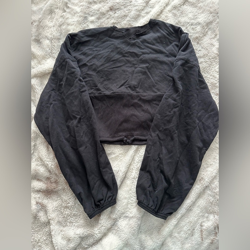 Flirtitude Active Black Crop Top